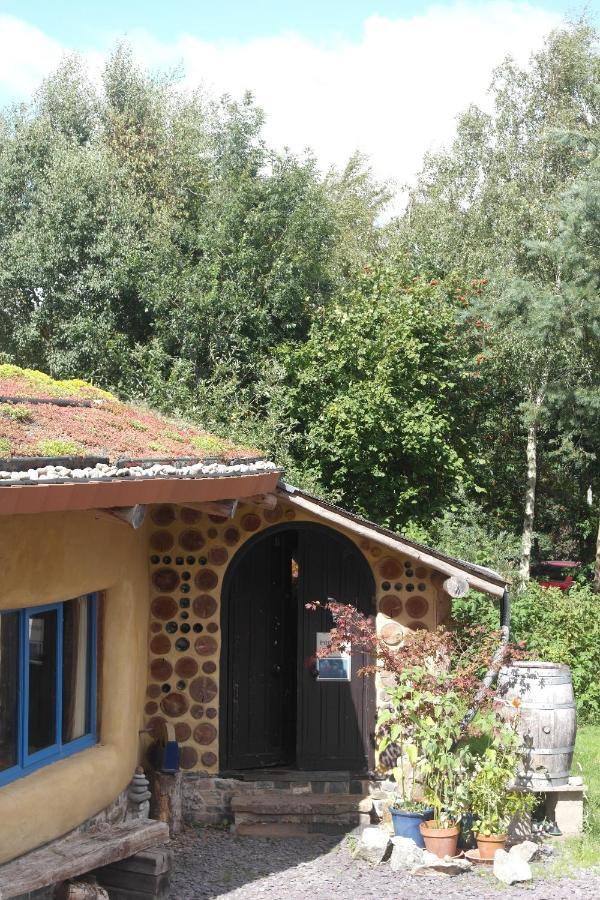 Sapphire Forest Garden Shepherd'S Hut Чърч Стретън Екстериор снимка