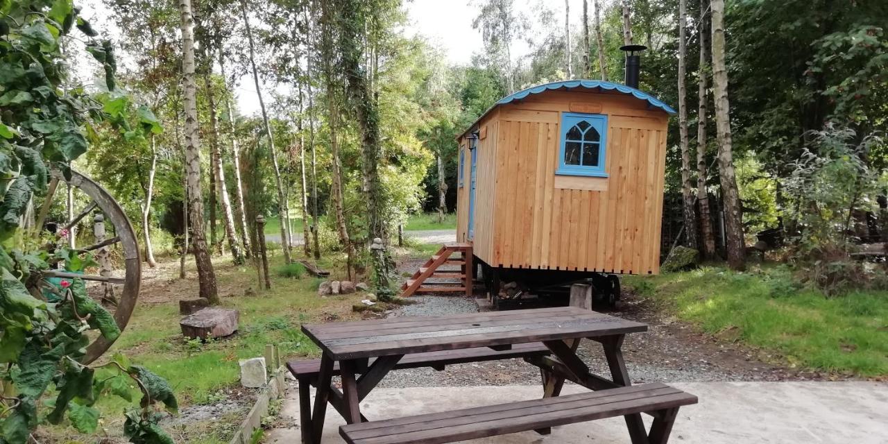 Sapphire Forest Garden Shepherd'S Hut Чърч Стретън Екстериор снимка