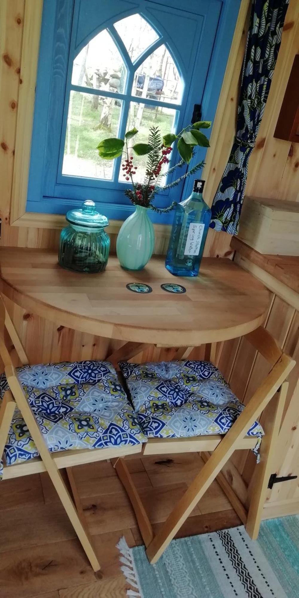 Sapphire Forest Garden Shepherd'S Hut Чърч Стретън Екстериор снимка