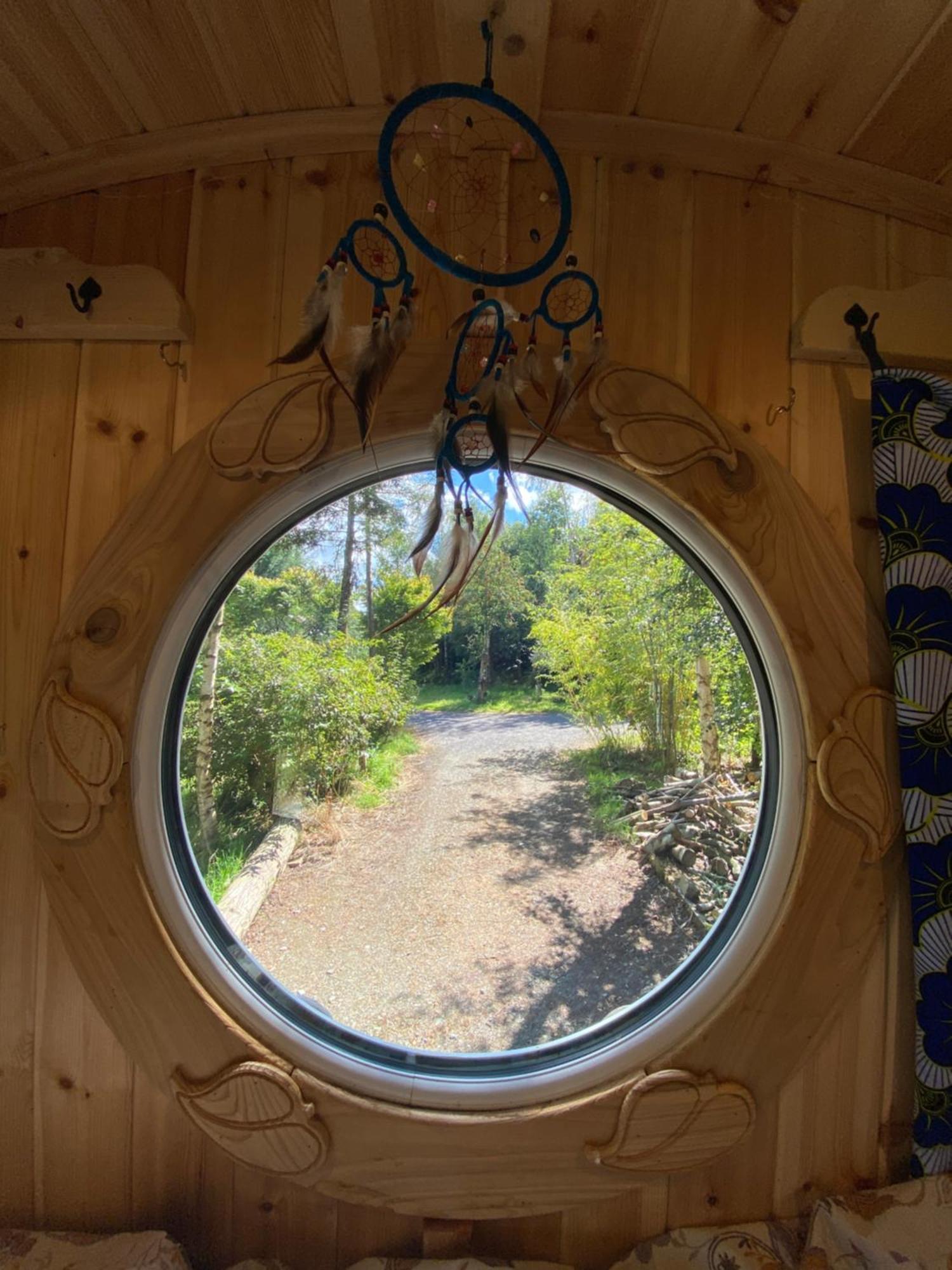 Sapphire Forest Garden Shepherd'S Hut Чърч Стретън Екстериор снимка
