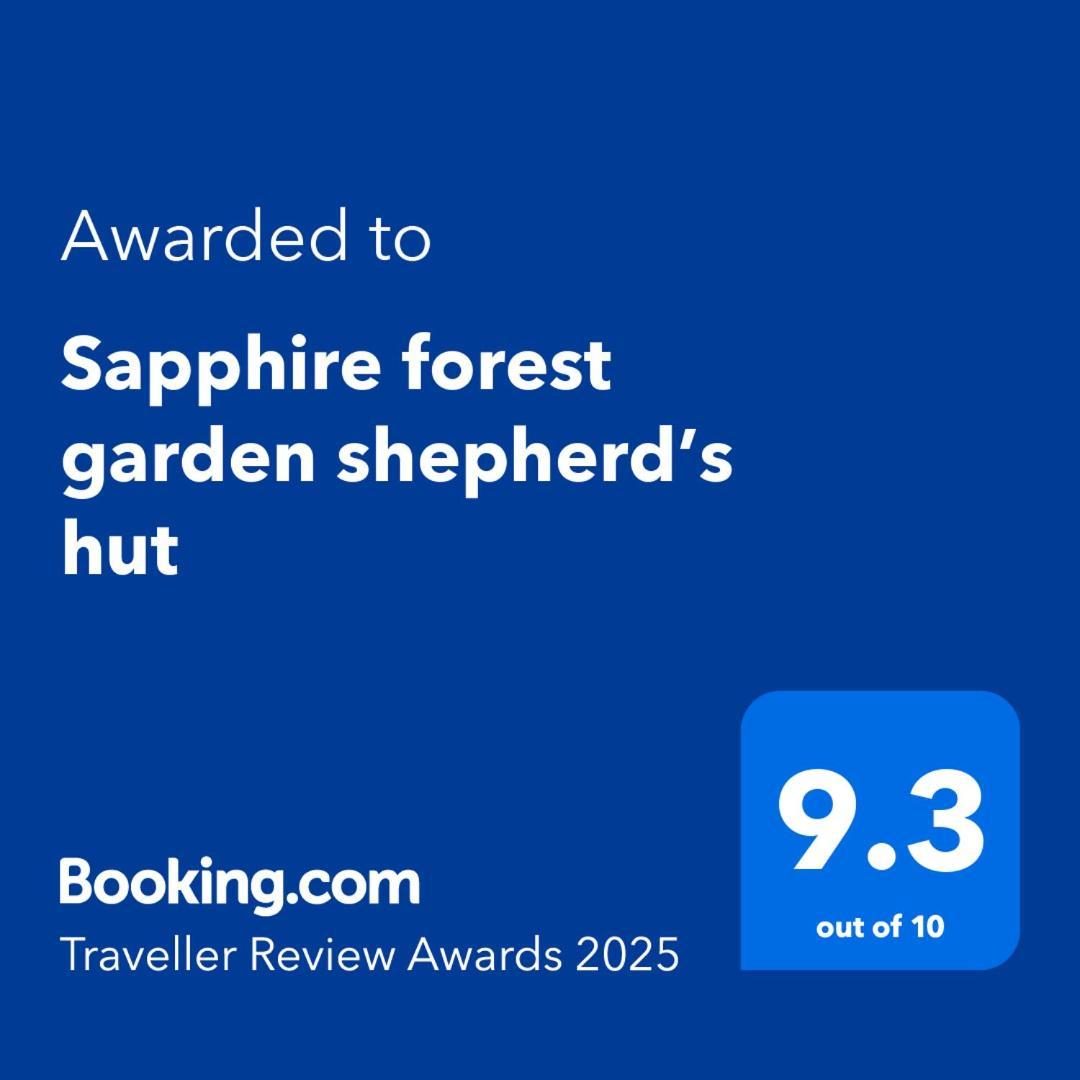 Sapphire Forest Garden Shepherd'S Hut Чърч Стретън Екстериор снимка